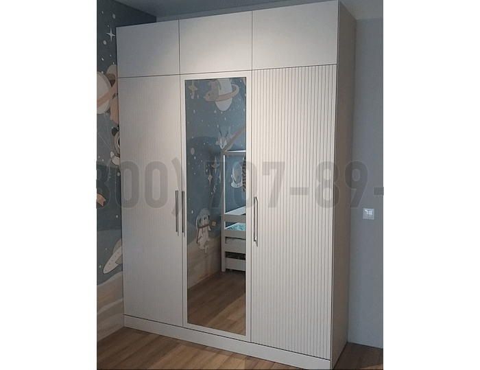 Шкаф в американском стиле в Клину